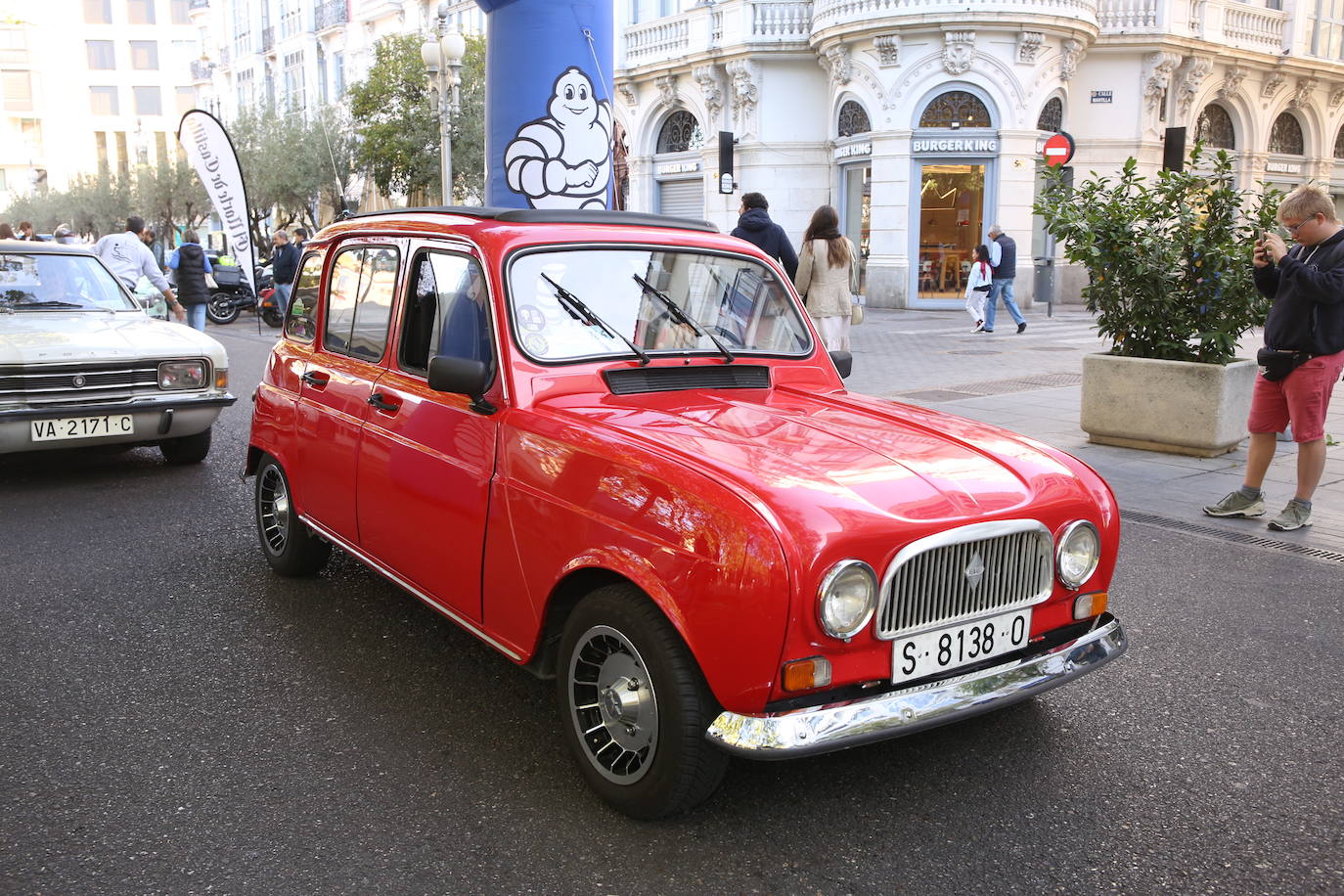 Fotos: Galería de fotos | Llegada de los participantes al Valladolid Motor Vintage 2/3