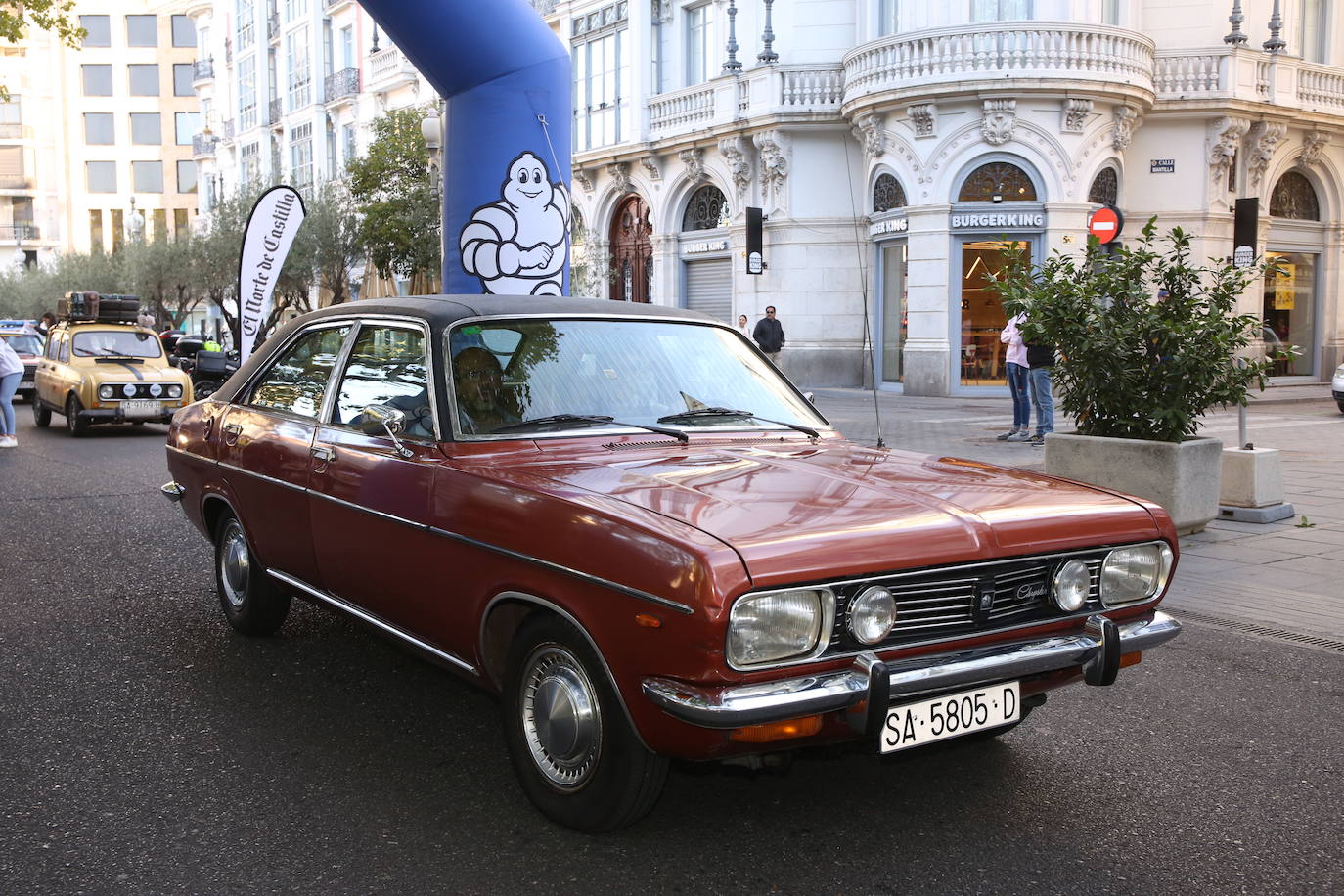 Fotos: Galería de fotos | Llegada de los participantes al Valladolid Motor Vintage 3/3