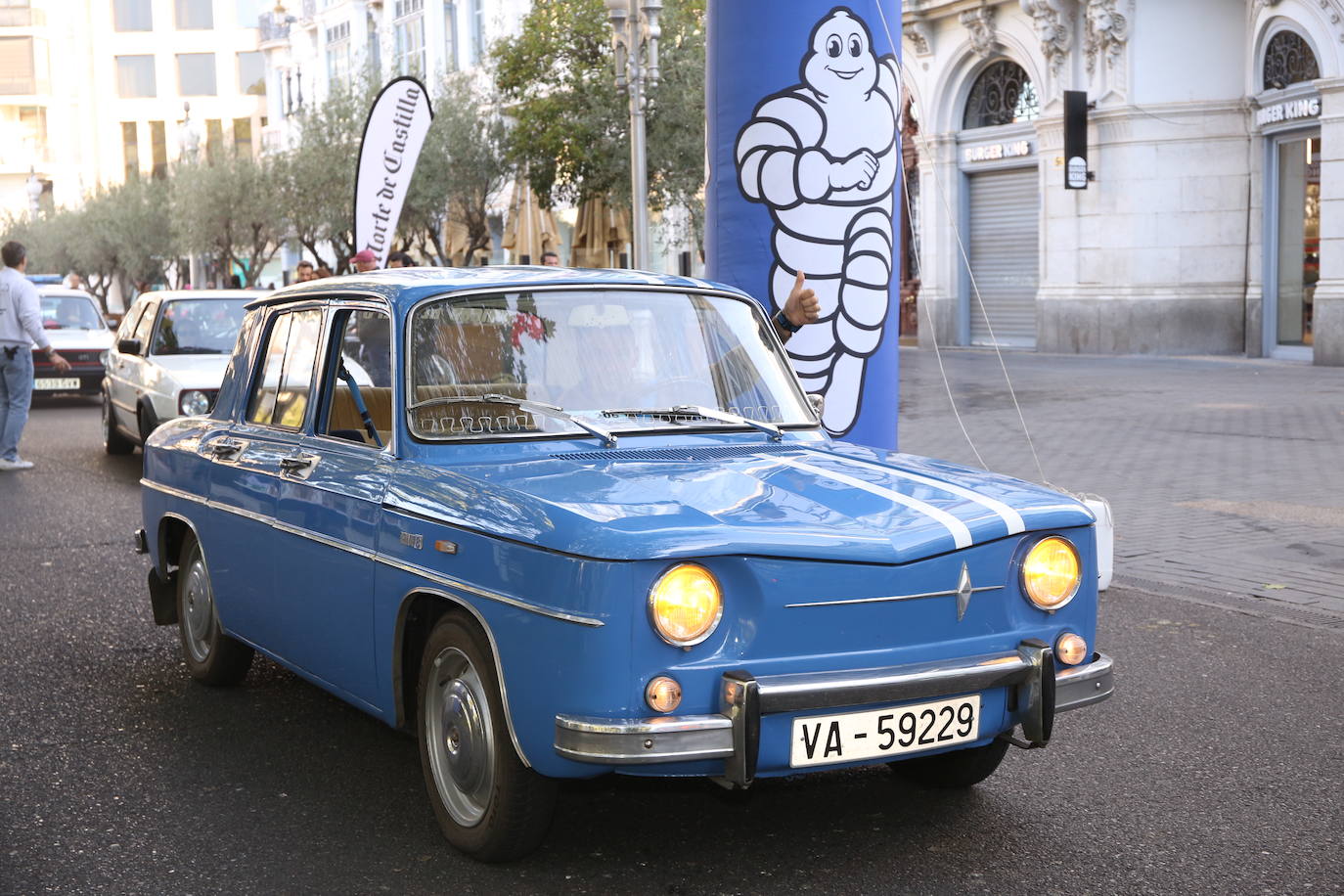 Fotos: Galería de fotos | Llegada de los participantes al Valladolid Motor Vintage 3/3