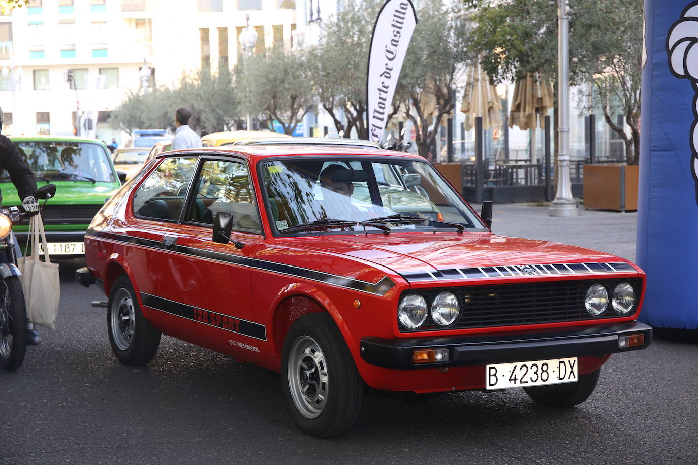 Fotos: Galería de fotos | Llegada de los participantes al Valladolid Motor Vintage 3/3