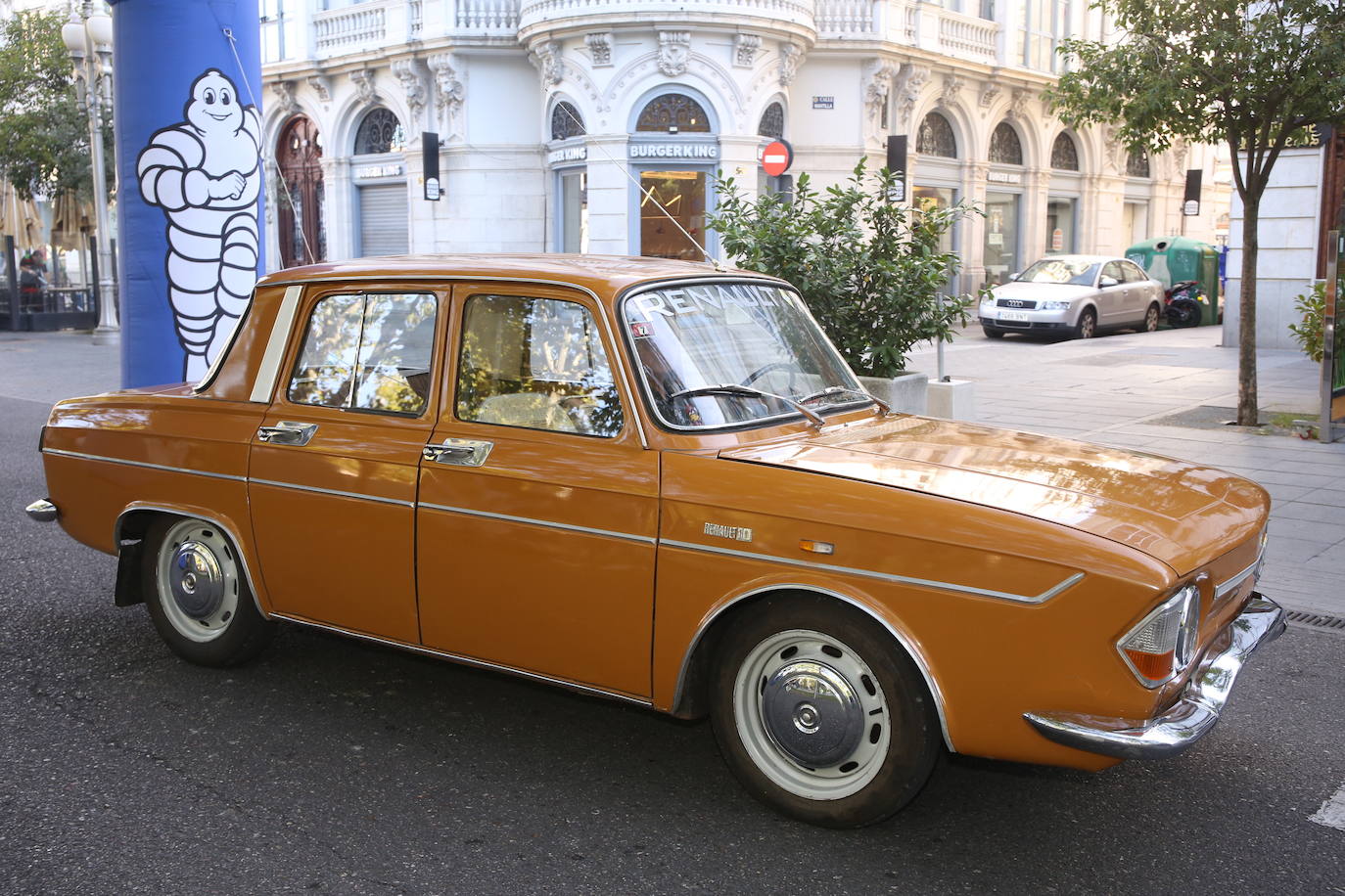 Fotos: Galería de fotos | Llegada de los participantes al Valladolid Motor Vintage 3/3