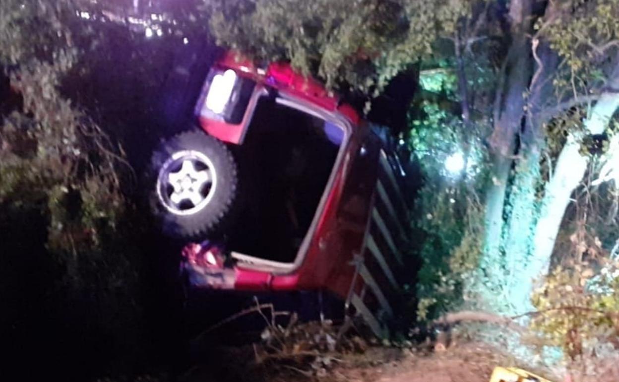 El vehículo en el que viajaba el fallecido, tras el accidente.