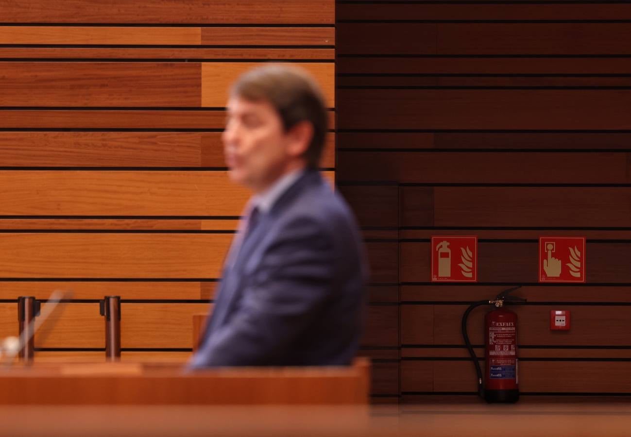 Fotos: Pleno en las Cortes de Castilla y León