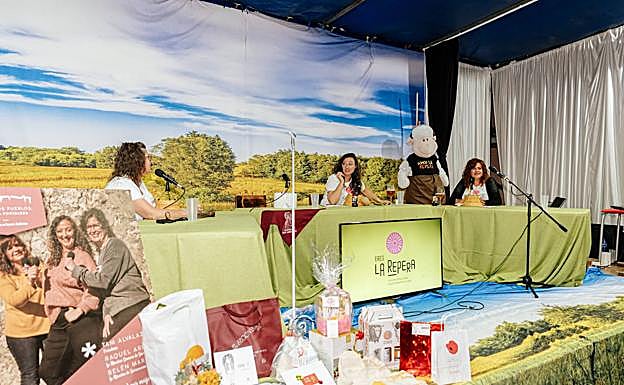 Más de 70 emprendedoras se citan en Sacramenia en el encuentro 'Eres la Repera'