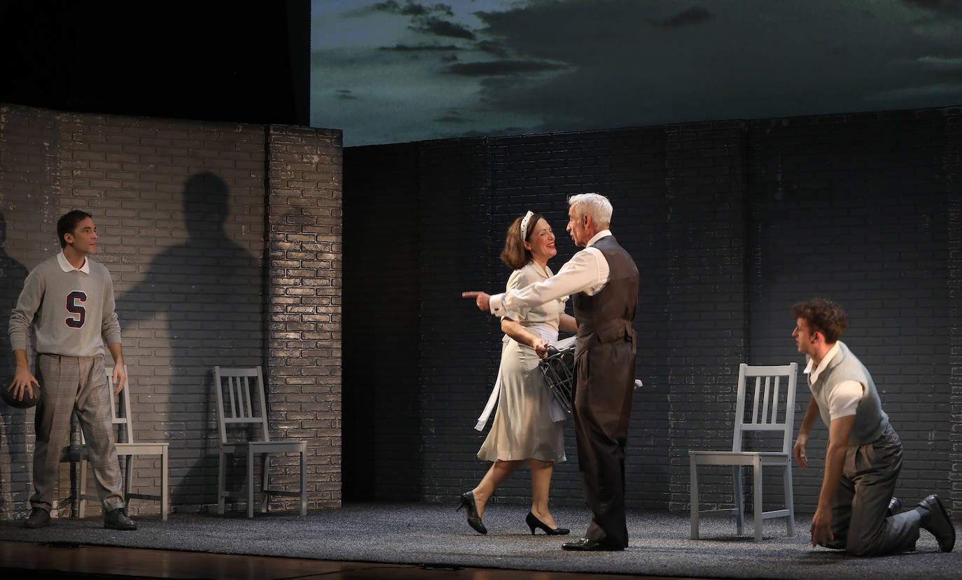 Fotos: Villamuriel de Cerrato se entrega a Imanol Arias