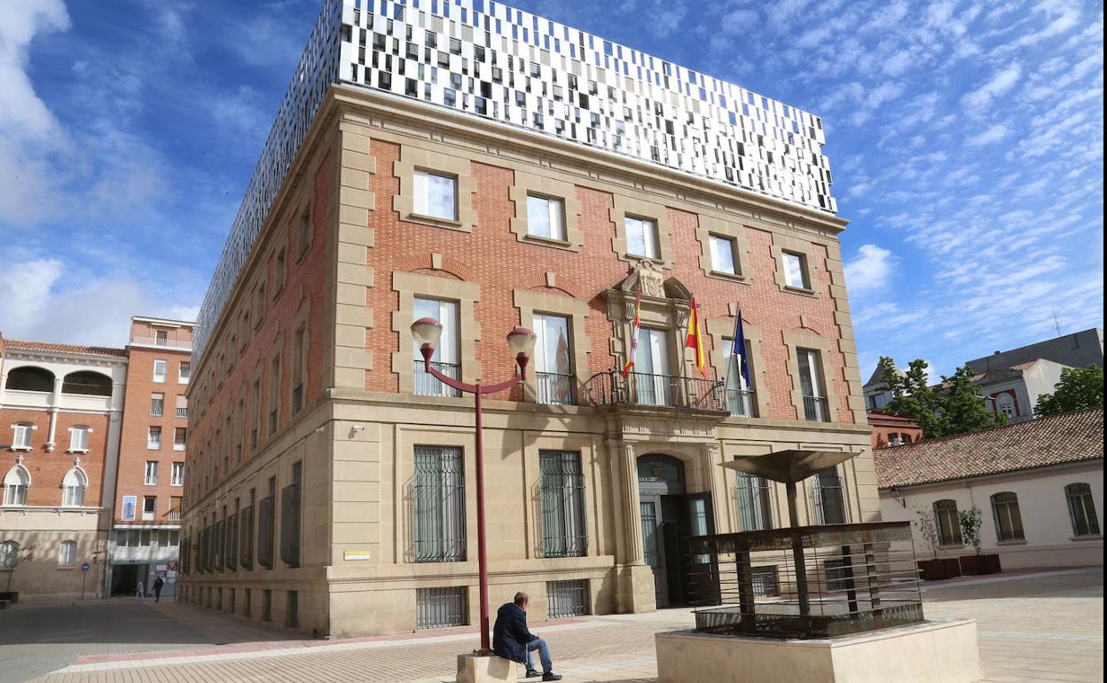 Acepta un año de cárcel por abusar de una niña de 14 años en Palencia