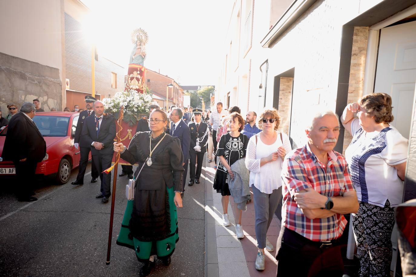 Fotos: El barrio de La Pilarica de Valladolid procesiona a su Virgen en el día del Pilar