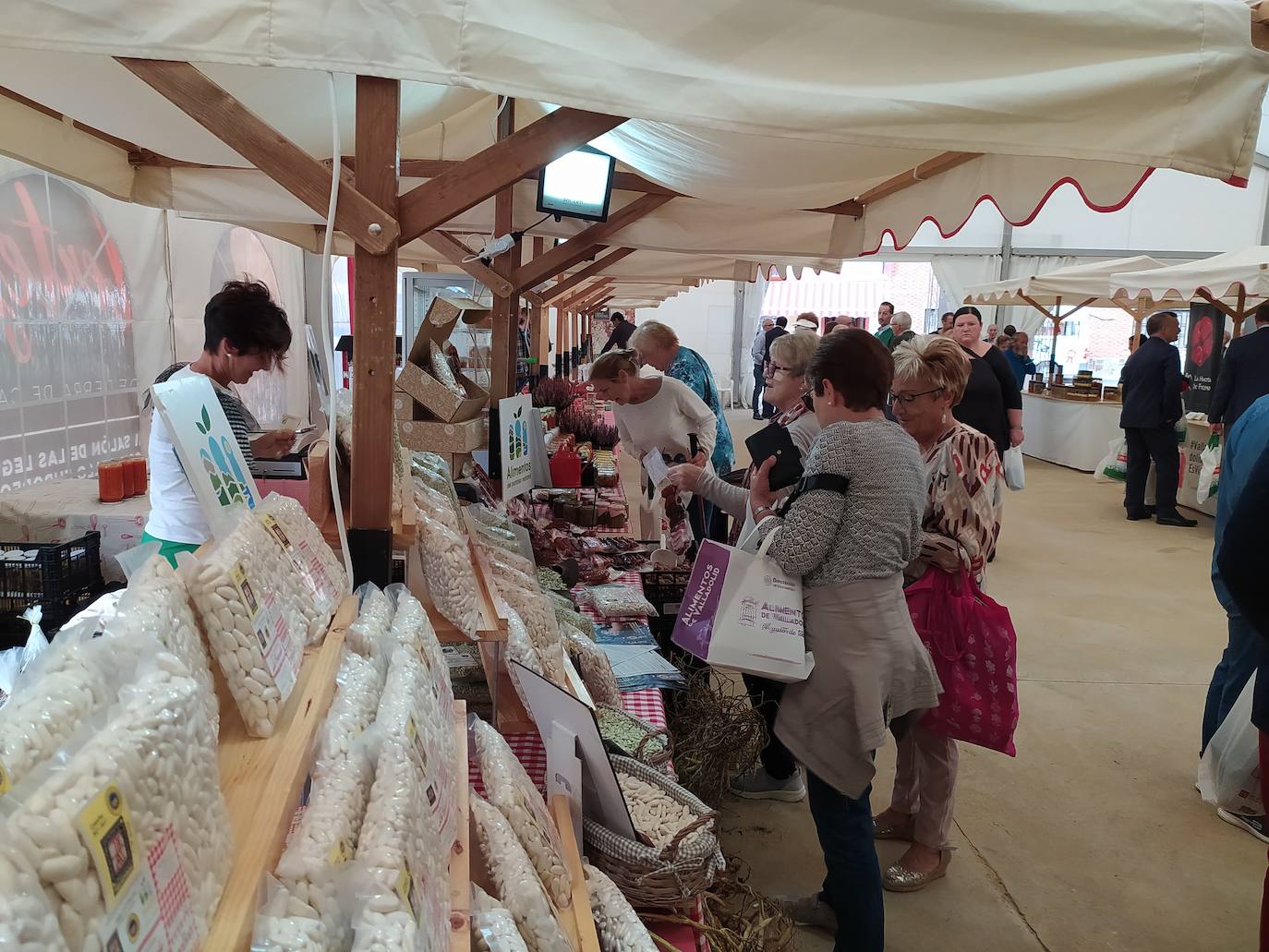 Fotos: Mayorga celebra la feria del Pan y la Lenteja de Tierra de Campos