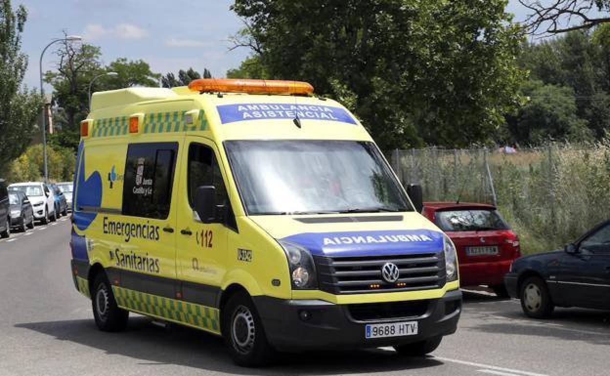 Dos motoristas vallisoletanos heridos tras ser arrollados por un coche en Teruel