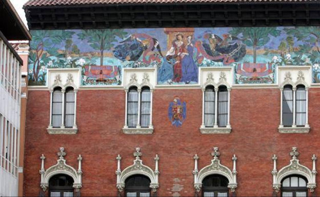 Fachada de Villandrando.