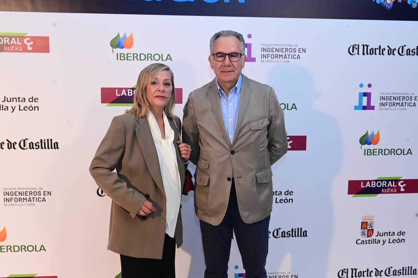 Yolanda Solla, de El Norte, y Jesús de Prado, de CEU.