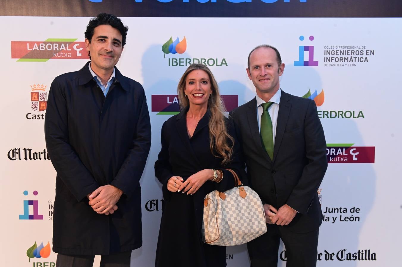 Ignacio Antolín, Silvia Herrero y Miguel Calvo, de Iberdrola. 