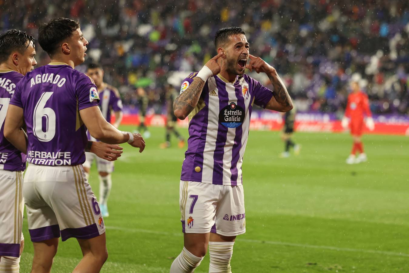 Fotos: El Real Valladolid golea al centa de Vigo (4-1)