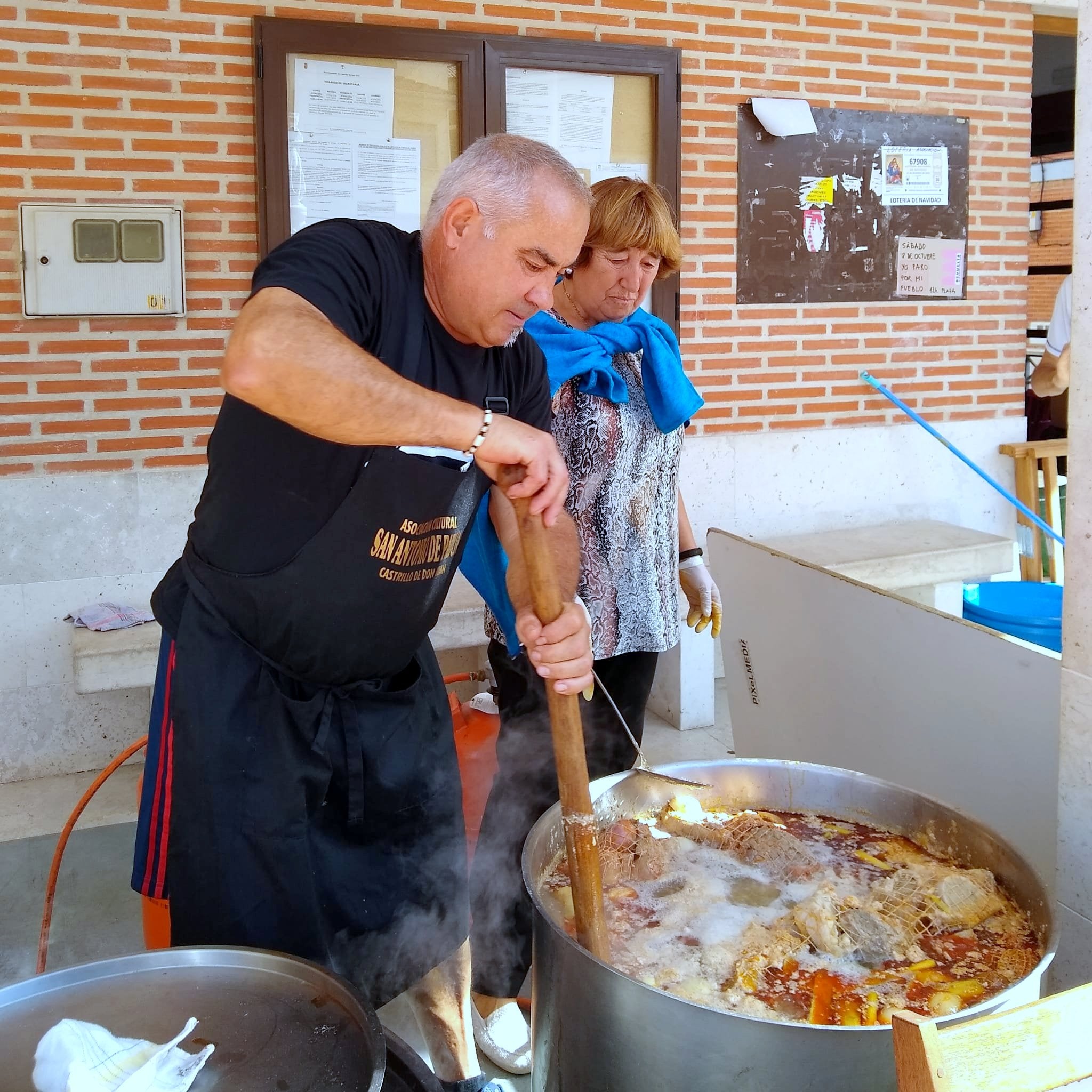 Castrillo de Don Juan se vuelca con la XIV Fiesta de la Vendimia
