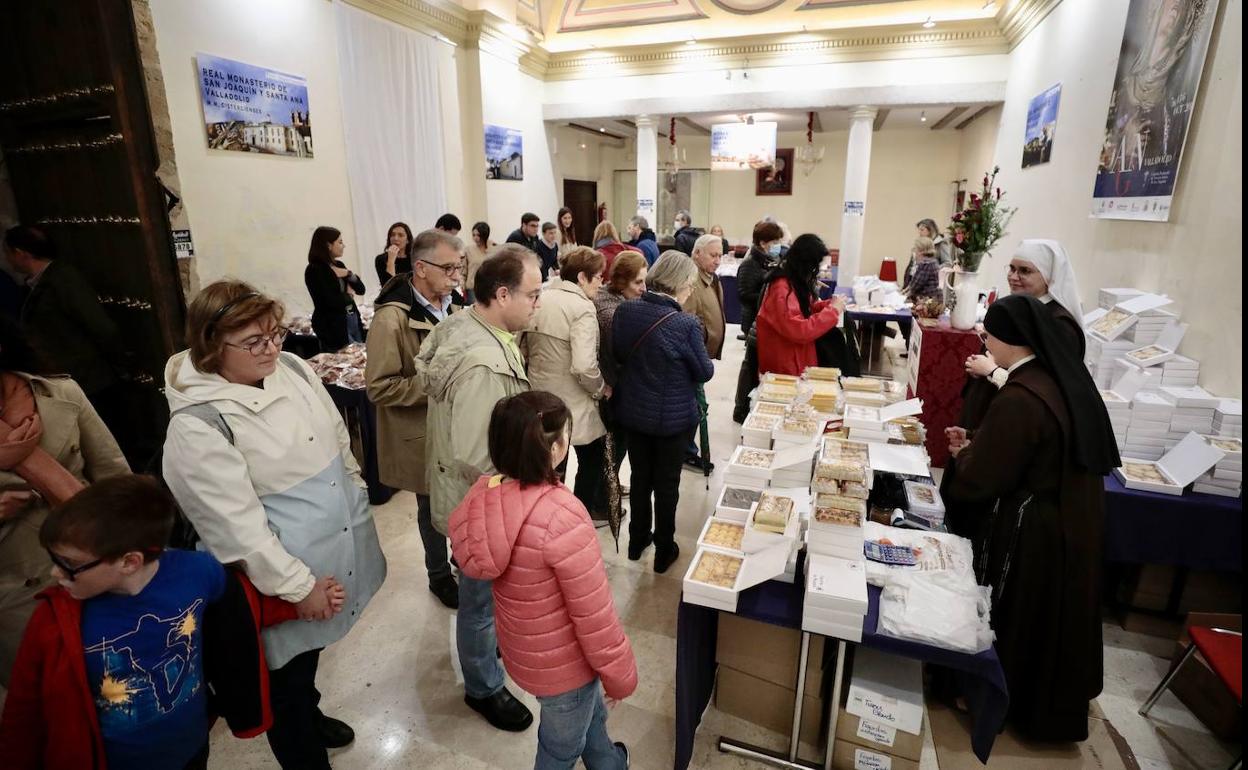 Aspecto de la iglesia de la cofradía de las Angustias en la primera jornada de la feria.