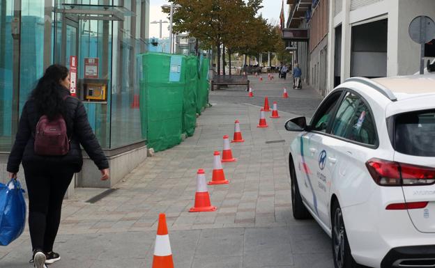 Los taxis aumentarán su presencia en Nueva Segovia y La Albuera para aligerar servicios