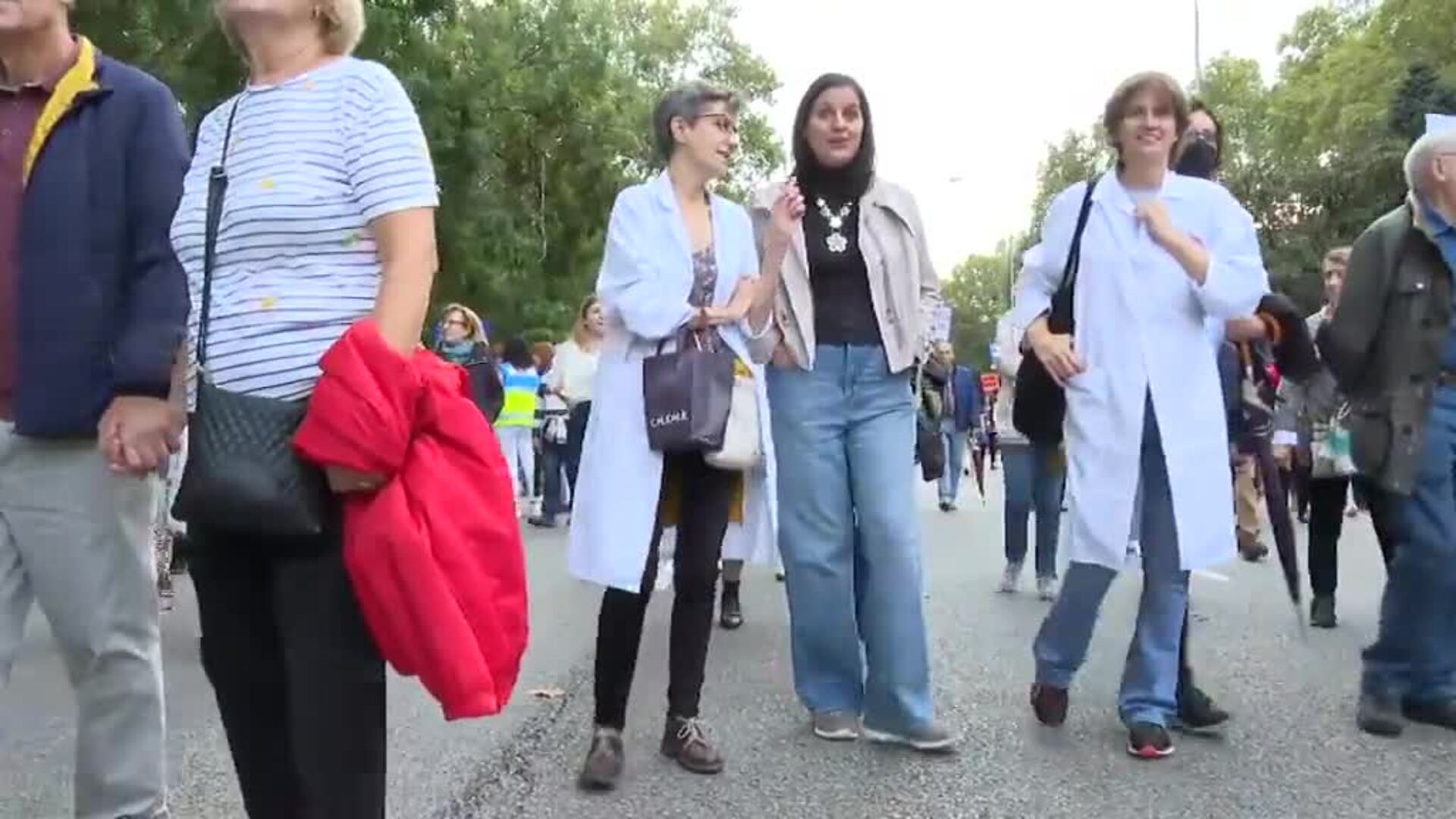 Miles De Personas Se Manifiestan En Madrid En Defensa De La Sanidad Pública El Norte De Castilla 2520