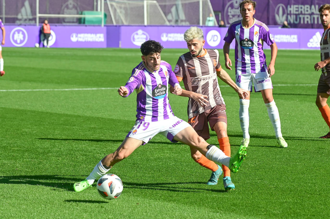 Fotos: Real Valladolid Promesas 0-3 Avilés