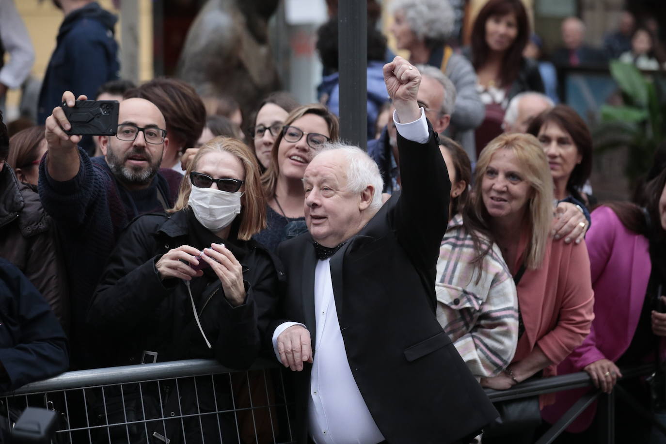 Fotos: Alfombra verde en la clausura de la Seminci 2022 (4/4)