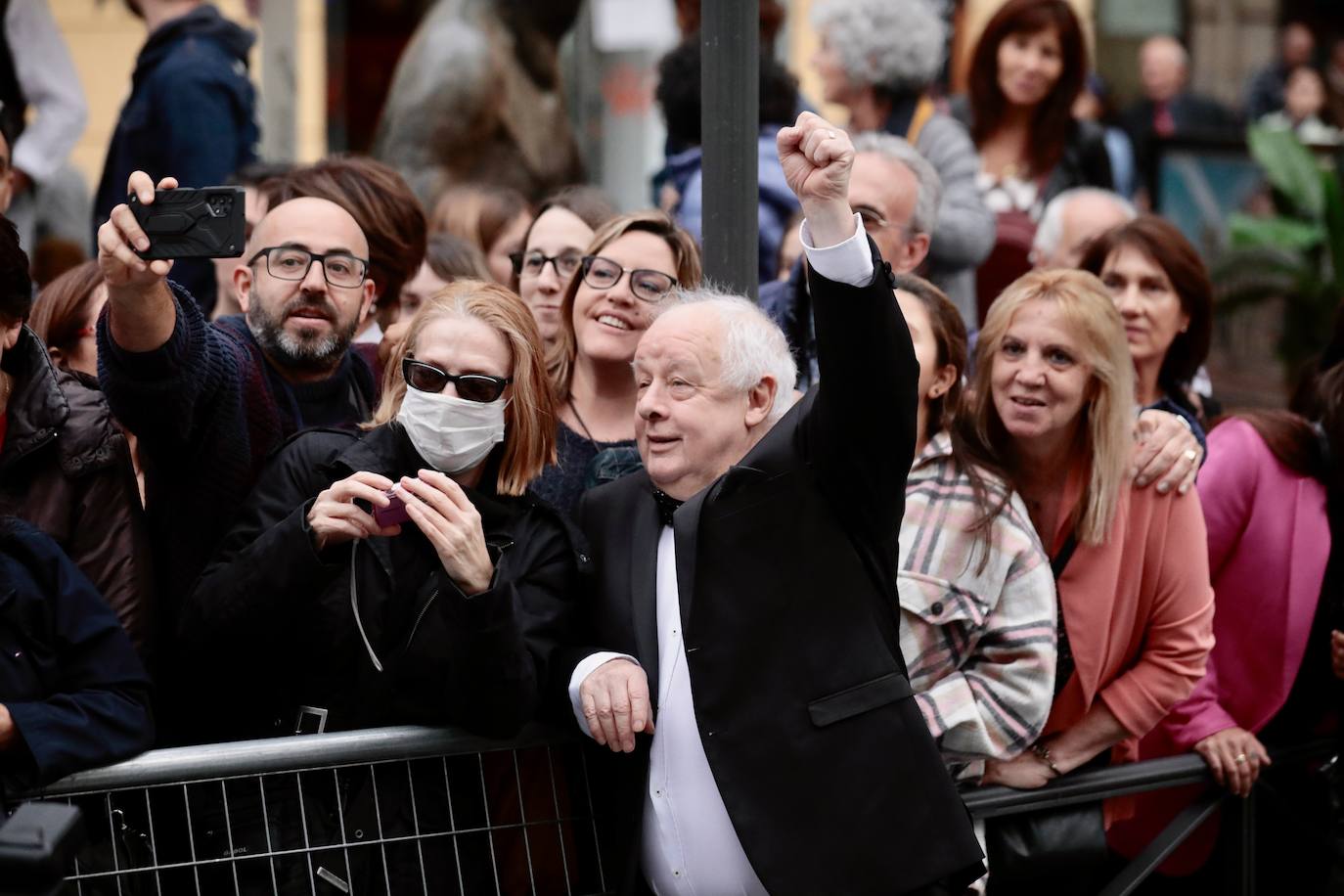 Fotos: Alfombra verde en la clausura de la Seminci 2022 (3/4)