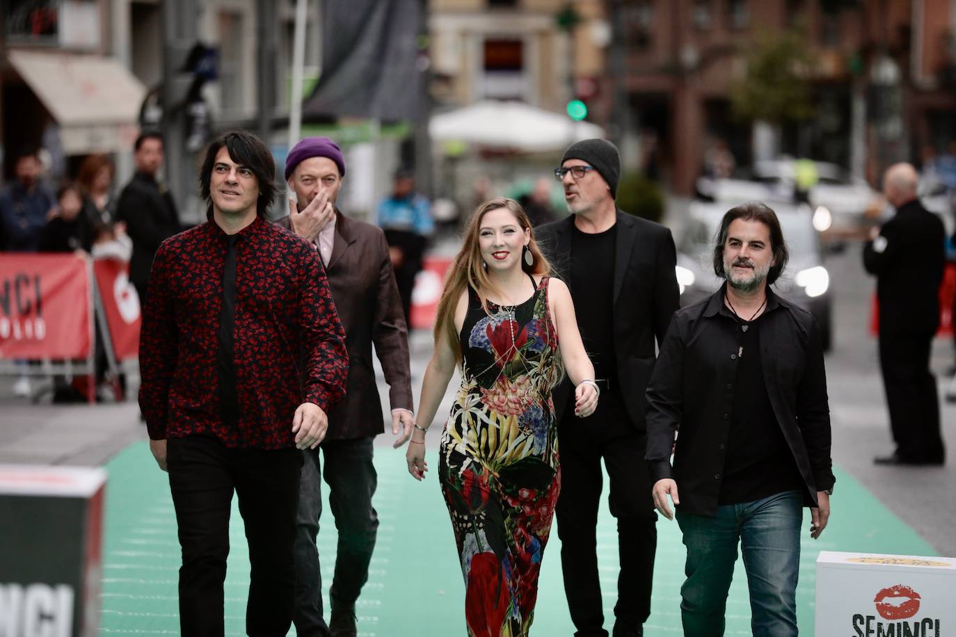 Fotos: Alfombra verde en la clausura de la Seminci 2022 (4/4)