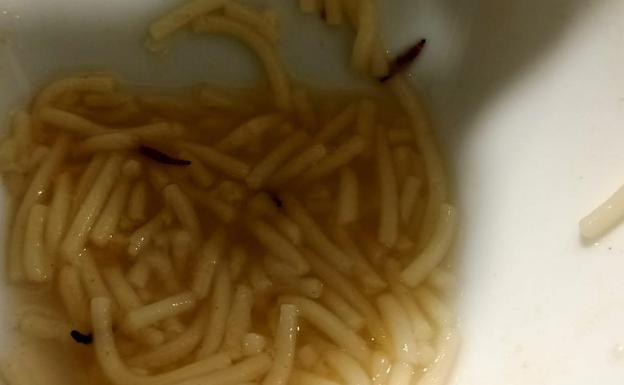 La Gerencia del Hospital pide explicaciones a la adjudicataria de las cafeterías tras la aparición de gorgojos en la sopa