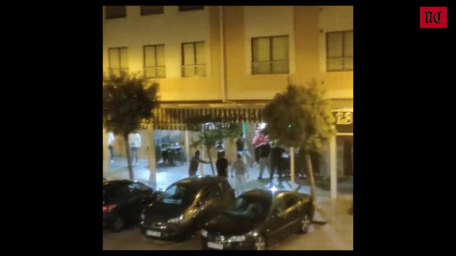 Heridas dos personas en una pelea grupal a las puertas de un bar en La Cistérniga