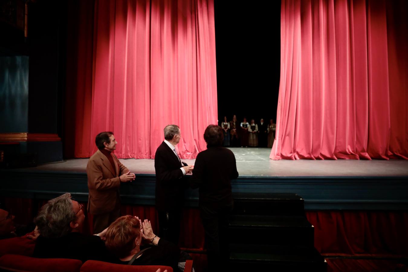 Fotos: El periodista, escritor y actor Ángel María de Pablos ya tiene su butaca en el Teatro Zorrilla de Valladolid