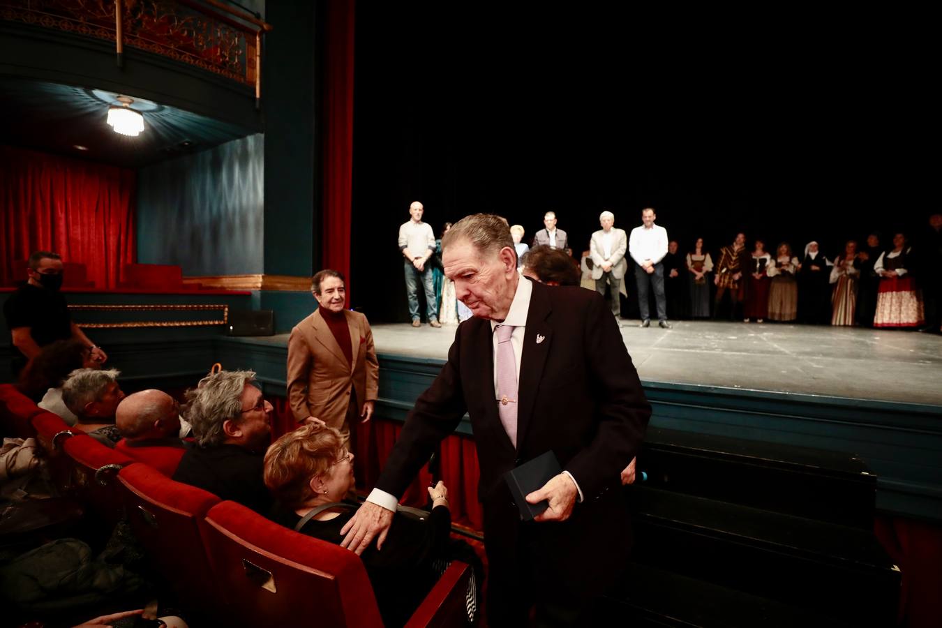 Fotos: El periodista, escritor y actor Ángel María de Pablos ya tiene su butaca en el Teatro Zorrilla de Valladolid