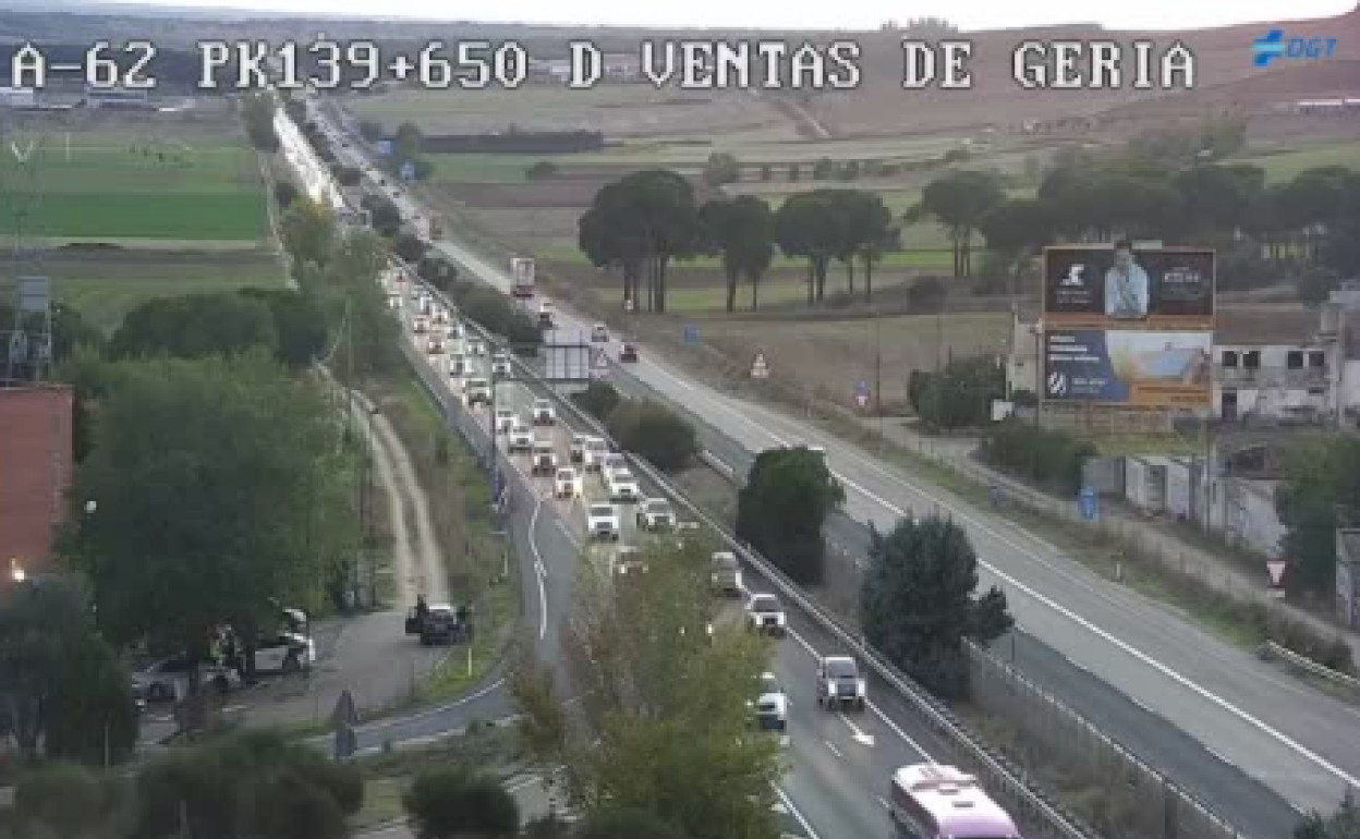 Valladolid: Una colisión múltiple ocasiona retenciones de dos kilómetros en la A-62, a la altura de Geria
