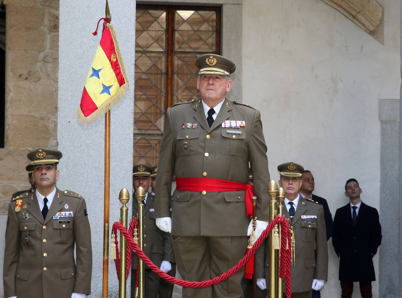Inicio del curso de la Academia de Artillería de Segovia. 