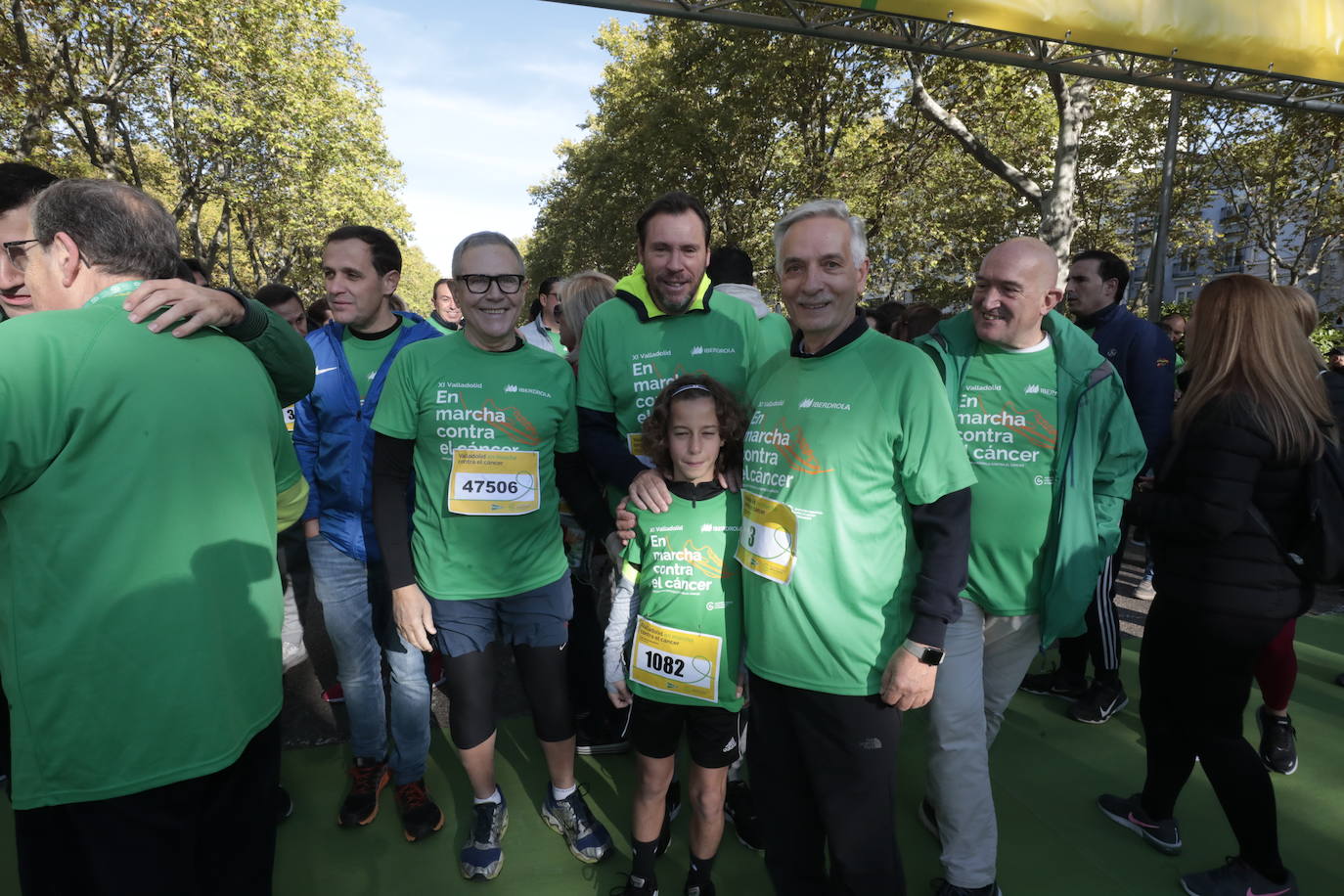 Fotos: La marcha contra el cáncer llena Valladolid de verde