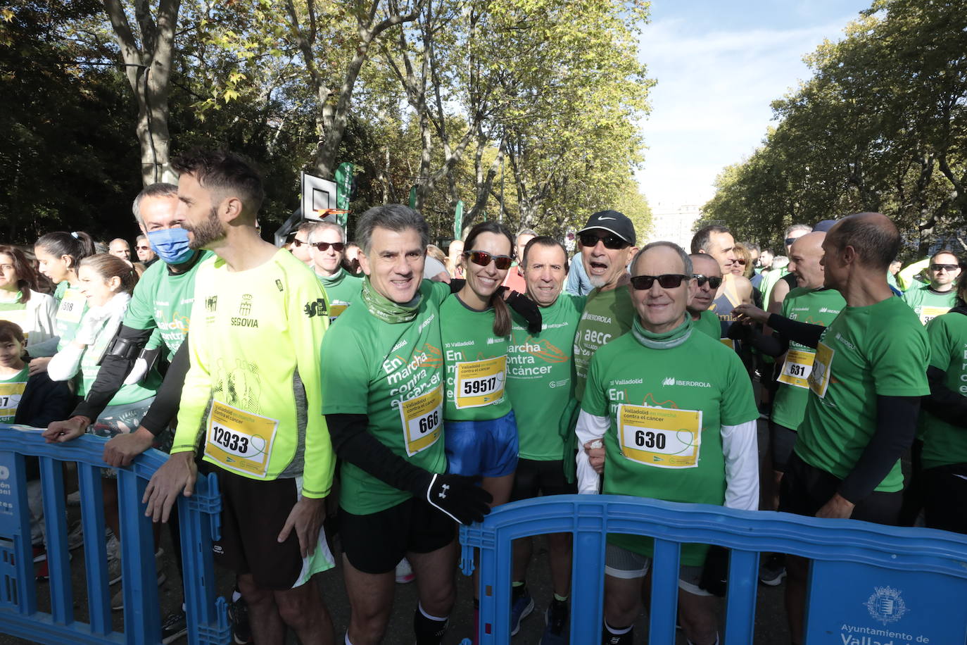 Fotos: La marcha contra el cáncer llena Valladolid de verde