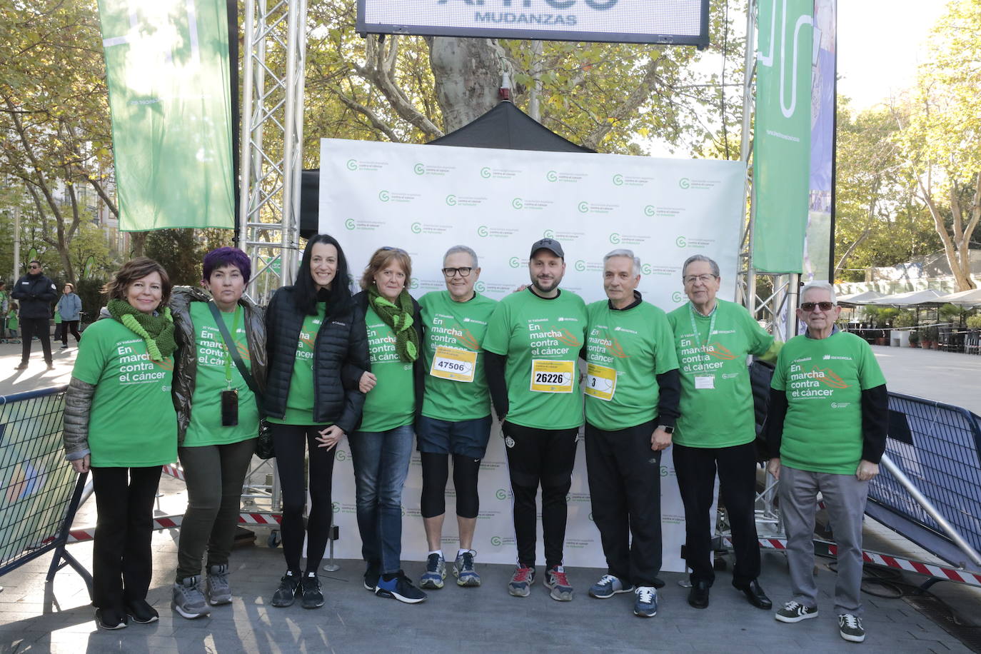 Fotos: La marcha contra el cáncer llena Valladolid de verde