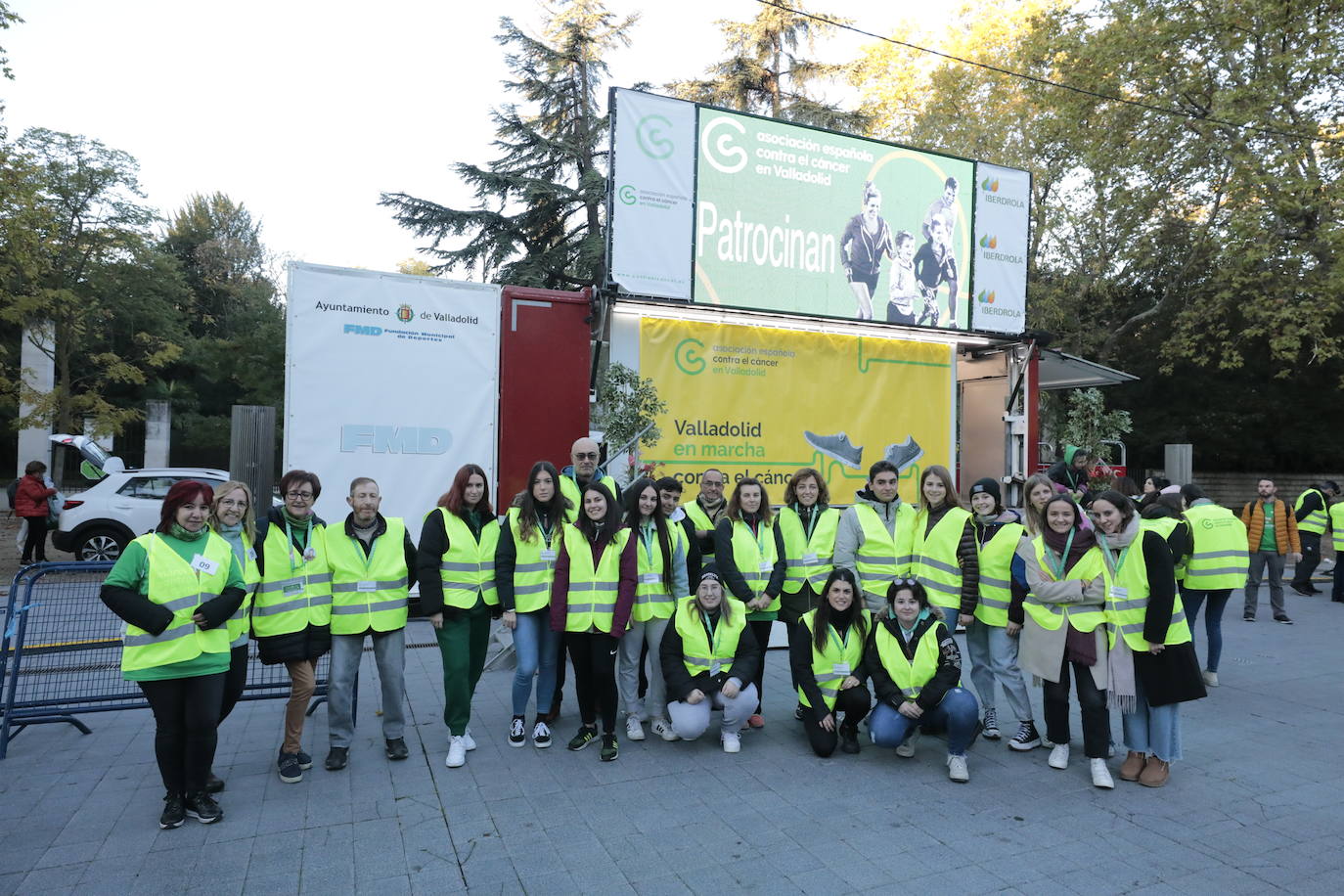 Fotos: La marcha contra el cáncer llena Valladolid de verde