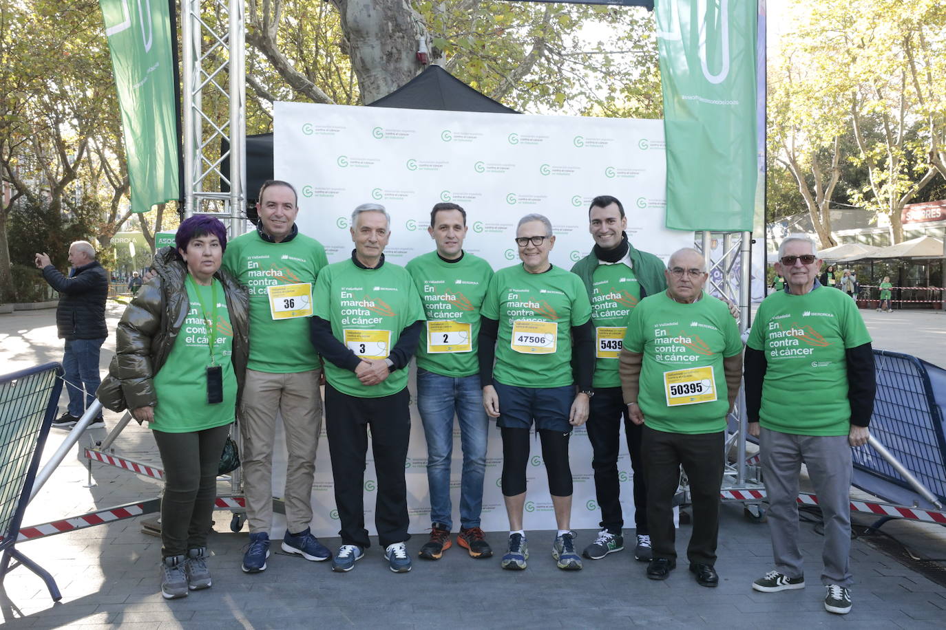 Fotos: La marcha contra el cáncer llena Valladolid de verde