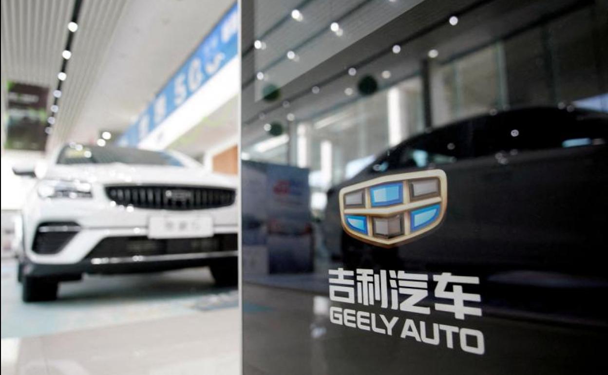 El logo de Geely en un concensionario chino. 