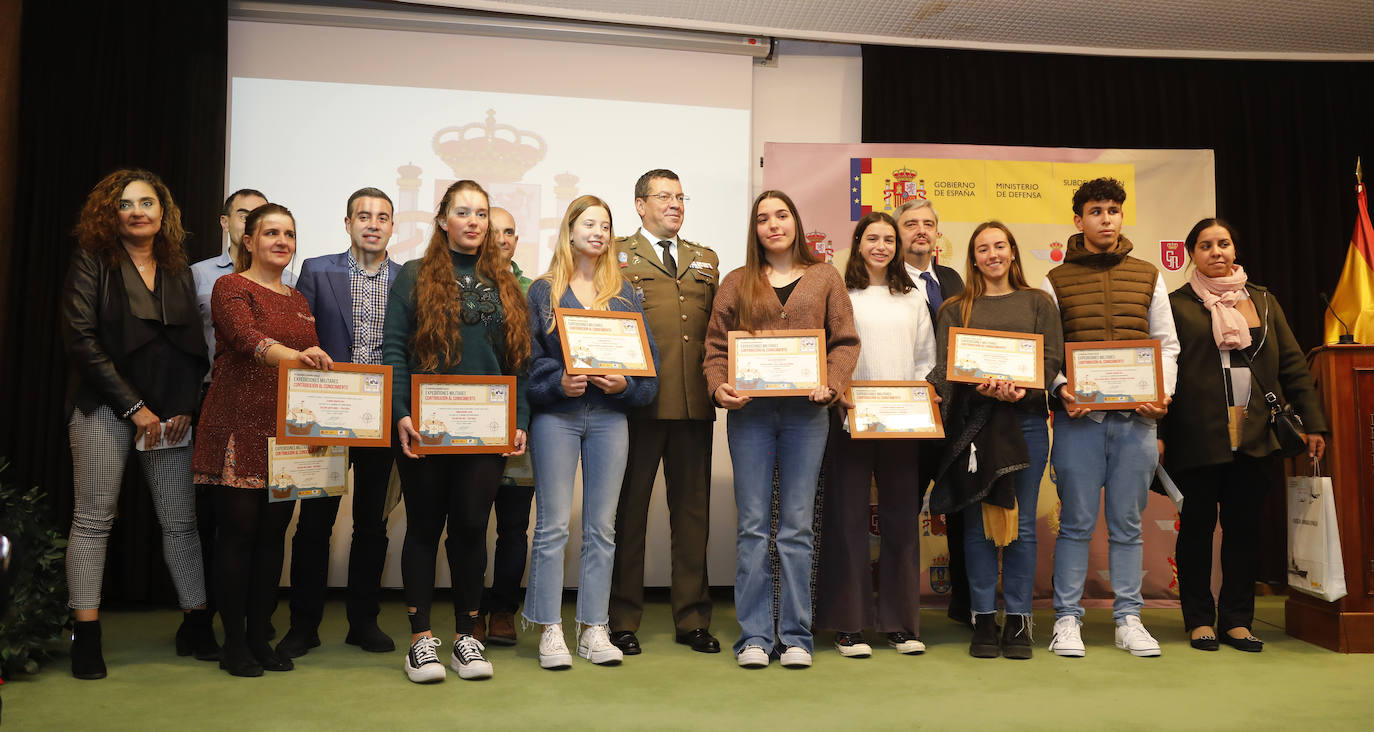 Fotos: Premios y condecoraciones de la Subdelegación de Defensa en Palencia