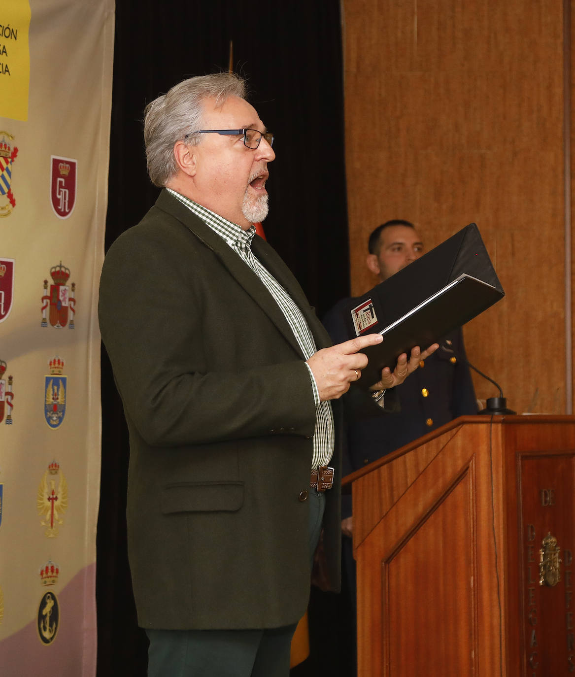 Fotos: Premios y condecoraciones de la Subdelegación de Defensa en Palencia