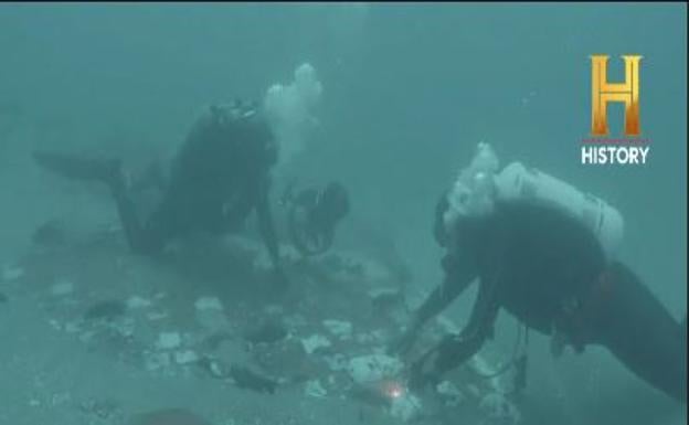 Localizan restos del Challenger en el Triángulo de las Bermudas
