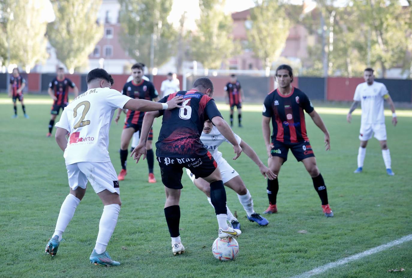 Fotos: El Laguna sale victorioso ante el Ribert