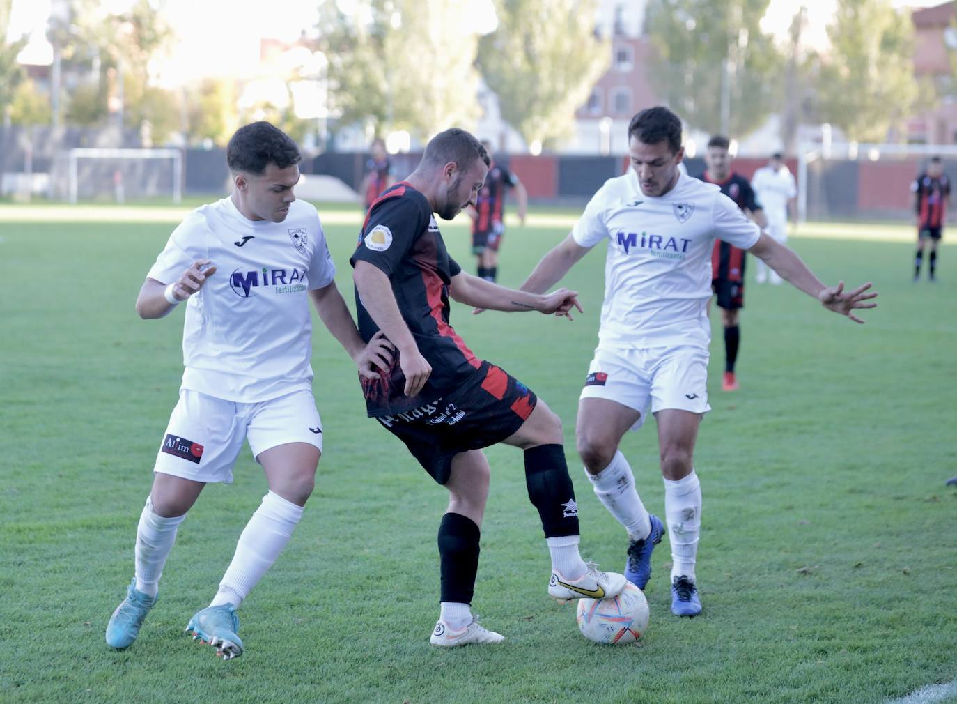 Fotos: El Laguna sale victorioso ante el Ribert