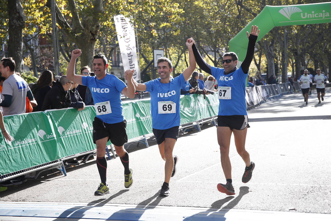 Fotos: Equipos participantes en la VI Carrera de Empresas (2/5)