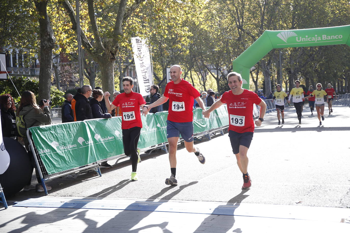 Fotos: Equipos participantes en la VI Carrera de Empresas (5/5)