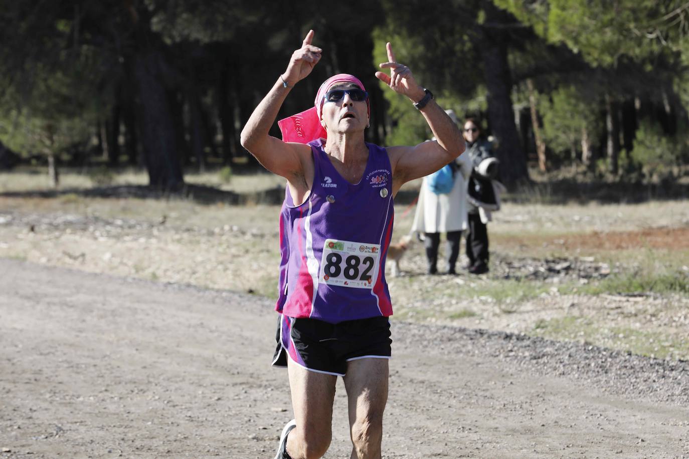 Fotos: Carrera en Peñafiel del del circuito Corriendo entre Viñas