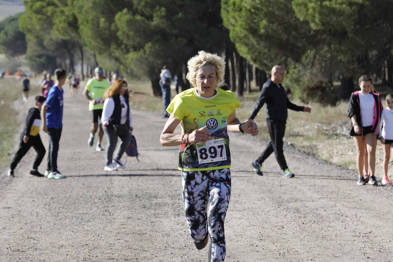 Fotos: Carrera en Peñafiel del del circuito Corriendo entre Viñas