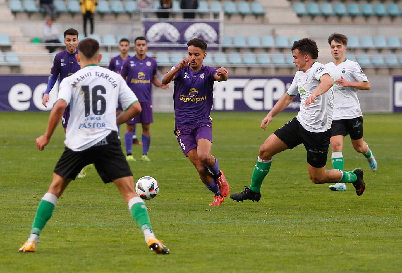 Palencia Cristo Atlético 0 - 2 Racing de Santander B