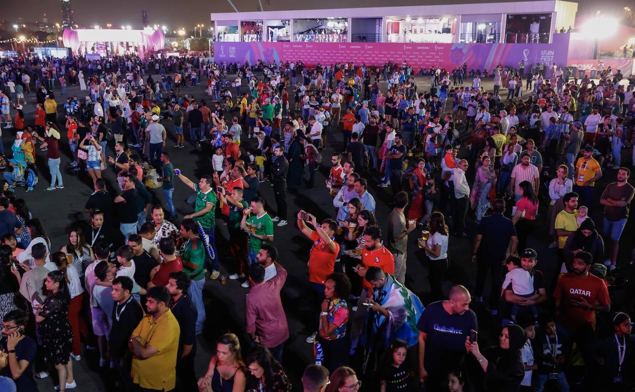 Ambiente en Qatar en la víspera de la inauguración del Mundial de Fútbol.