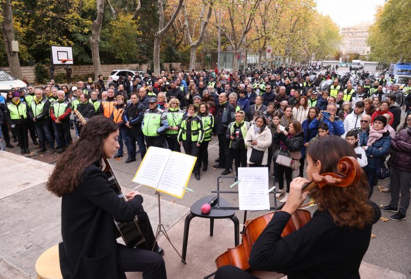 Una de las actuaciones musicales durante el Día Mundial de las Víctimas de Accidentes de Tráfico. 