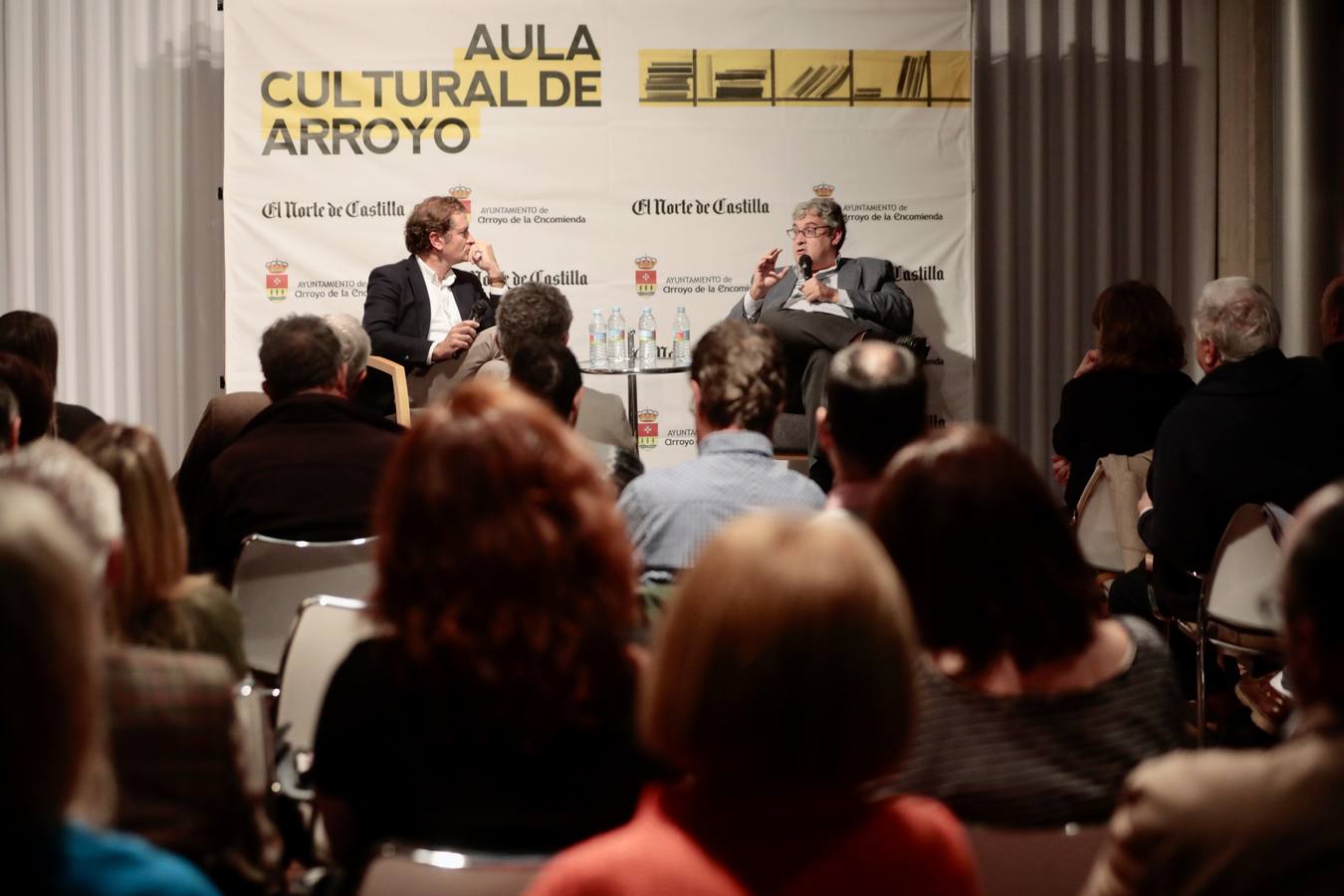 Fotos: Juan Manuel de Prada en el Aula de Cultura de El Norte de Castilla